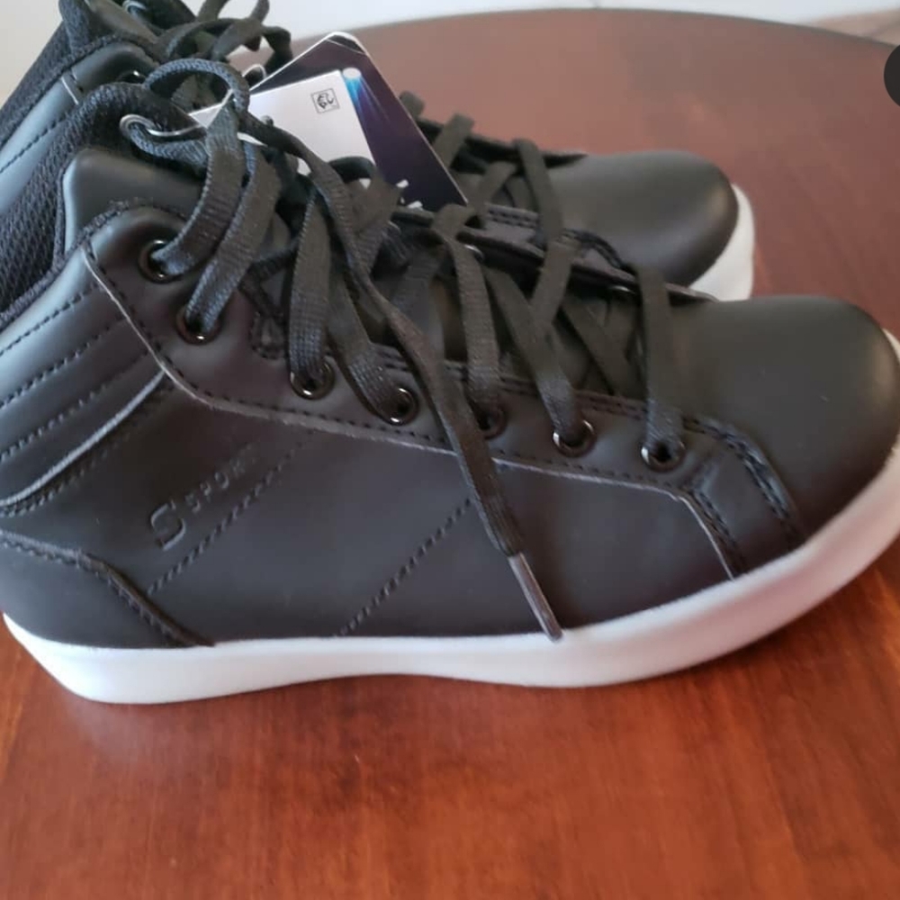 Sport light shoes